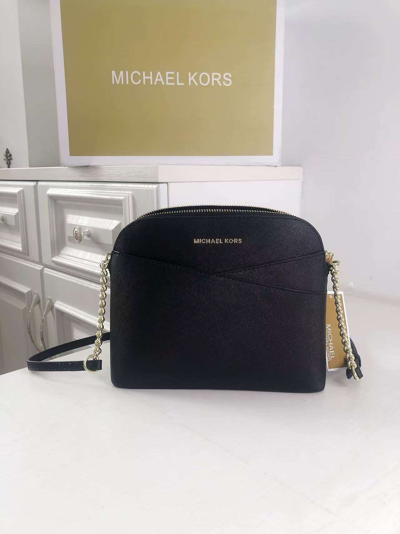 Borsa a tracolla classica da d - Women'S Bags Of Michael Kors recensione e prezzo